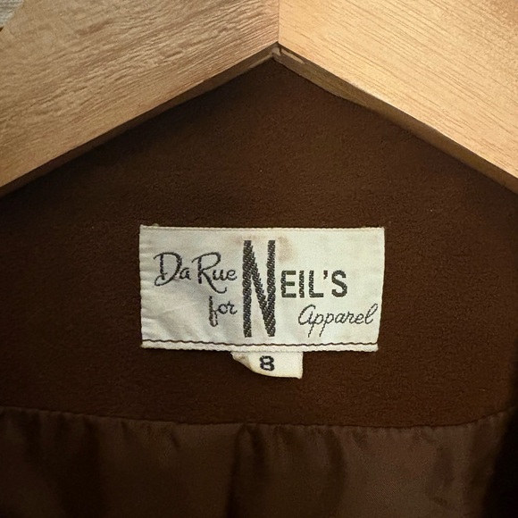 Da Rue for NEIL’S Apparel - Picture 4 of 4